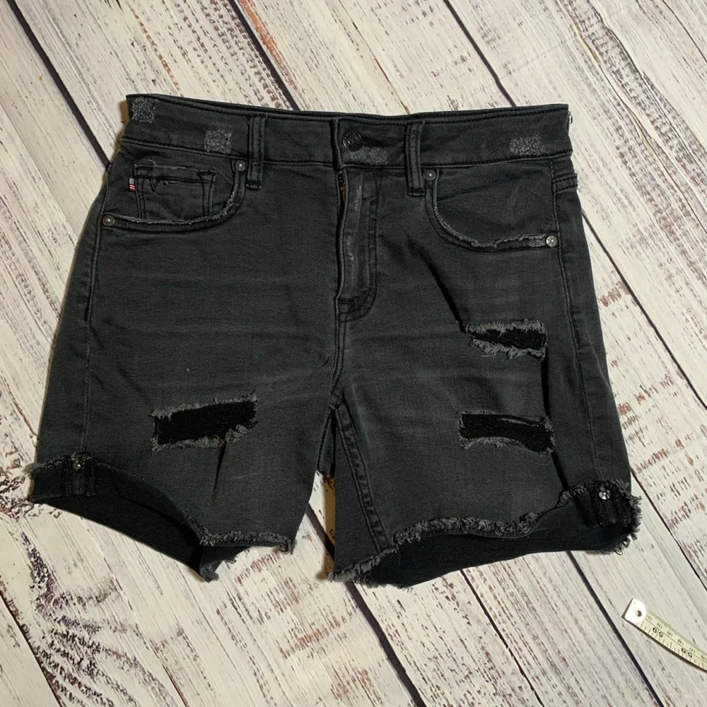 Vigoss Distressed Black Denim Shorts. The Chelsea short. Size 25.